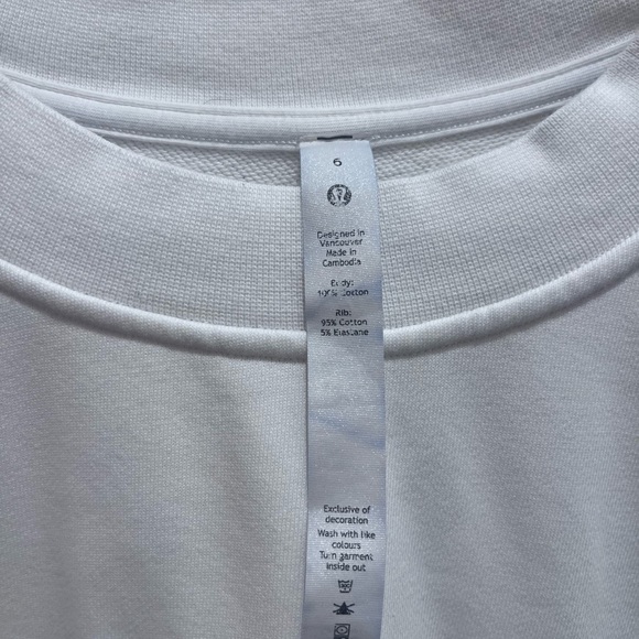 Perfectly Oversized Crew - Picture 2 of 3